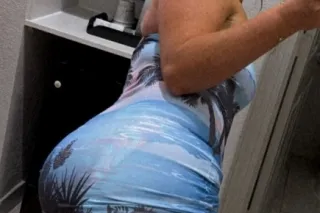 hello im payton im in town for... - Image 2