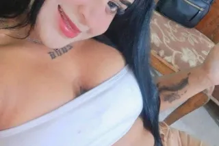 Venezolana - Image 1