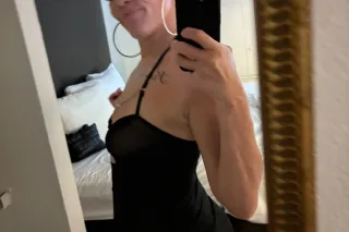 🌟🌟Sexy ,Sweet ,And A Whole Lot Of Fun🌟🌟NEW NUMBER - Image 1